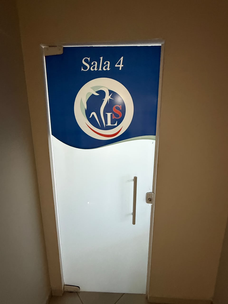 Identificação de sala da clínica